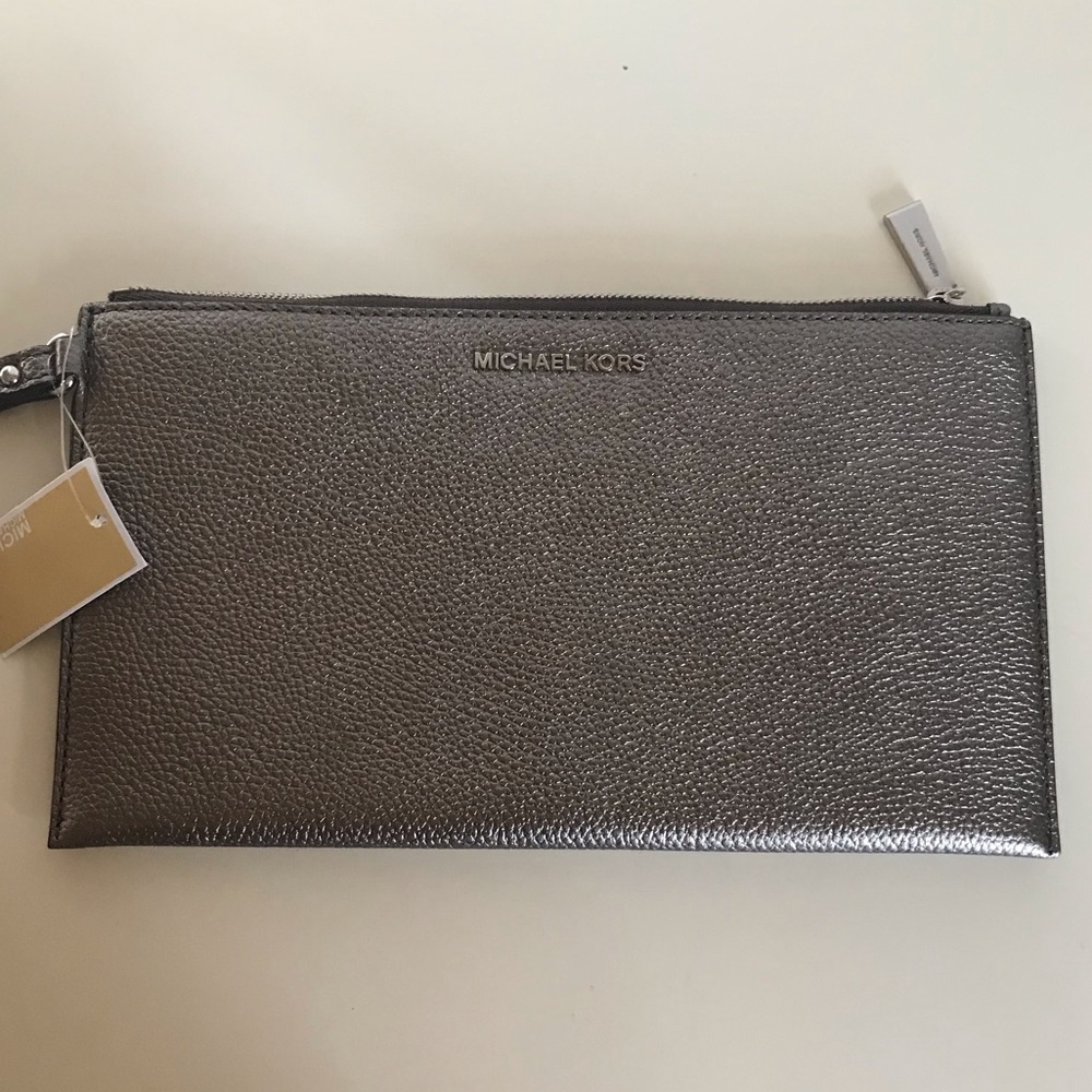 Michael Kors wristlet bag